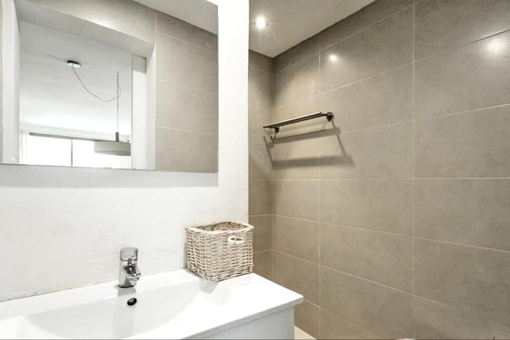 Fantastico Apartamento Con Wifi ปอร์ต เด โปเญนซา ภายนอก รูปภาพ